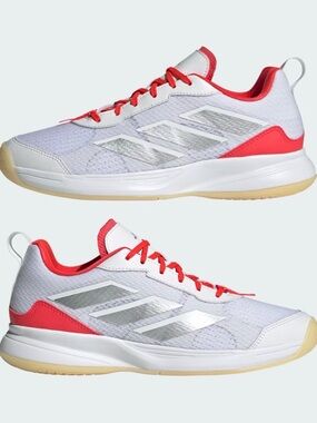 Adidas Avaflash  Tennis Shoes Low New Size 7